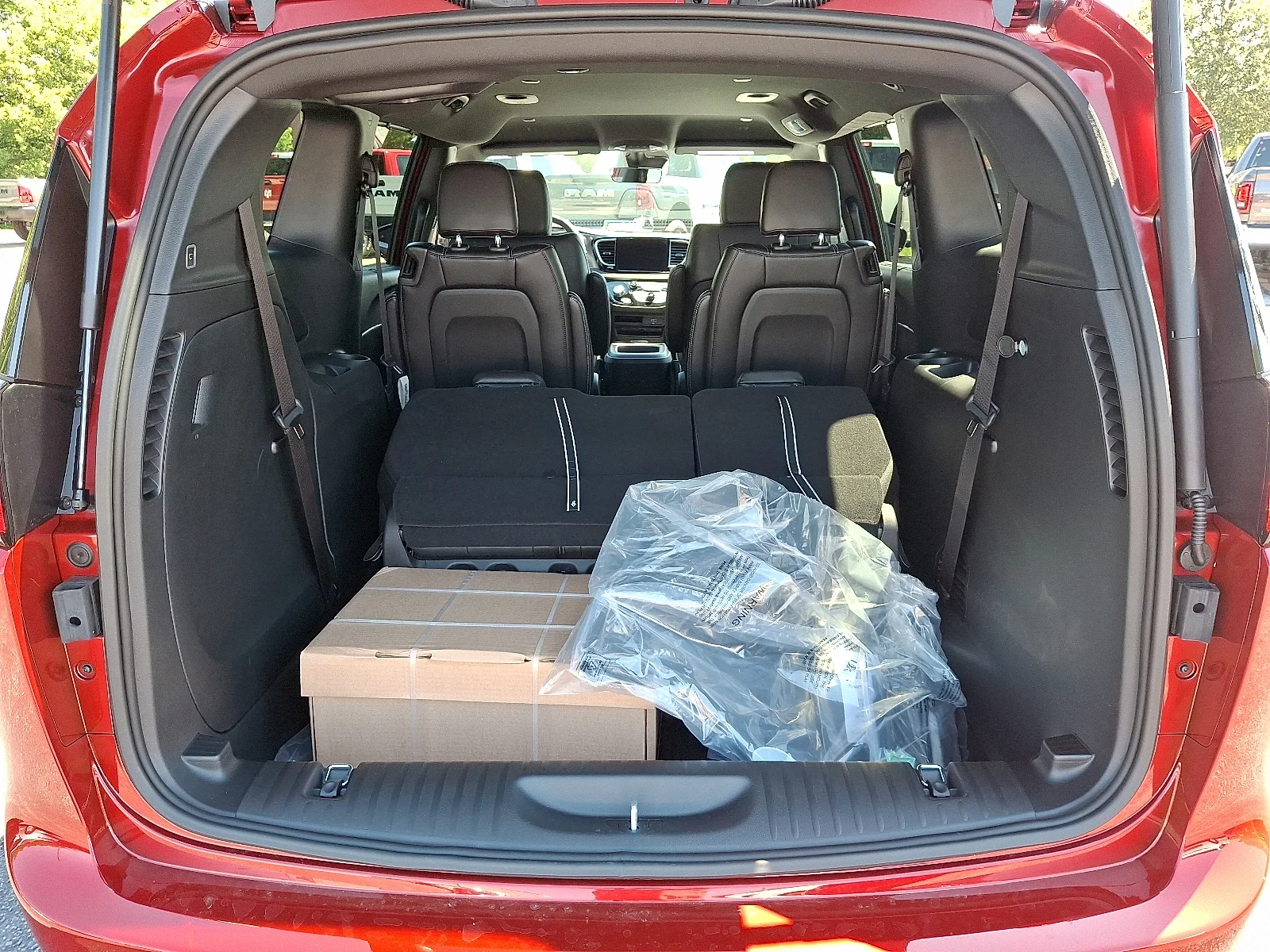 2026 Chrysler Voyager LX - Photo 20