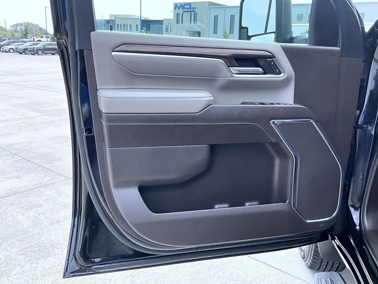 Used 2024 Black Chevrolet LT image 10