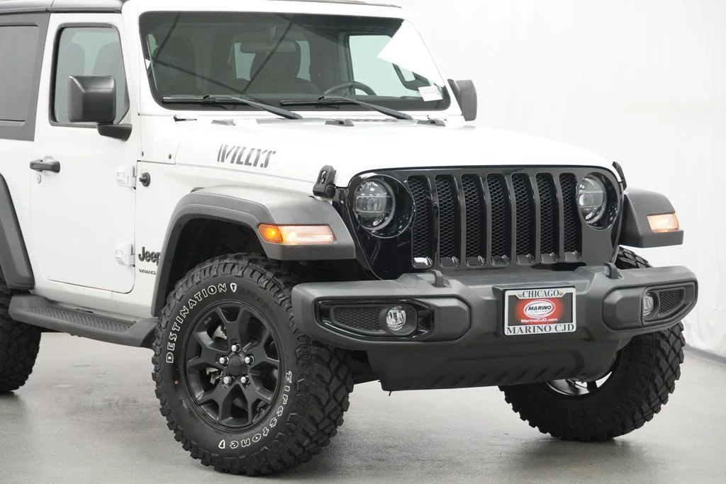 Used 2022 White Jeep Willys image 3