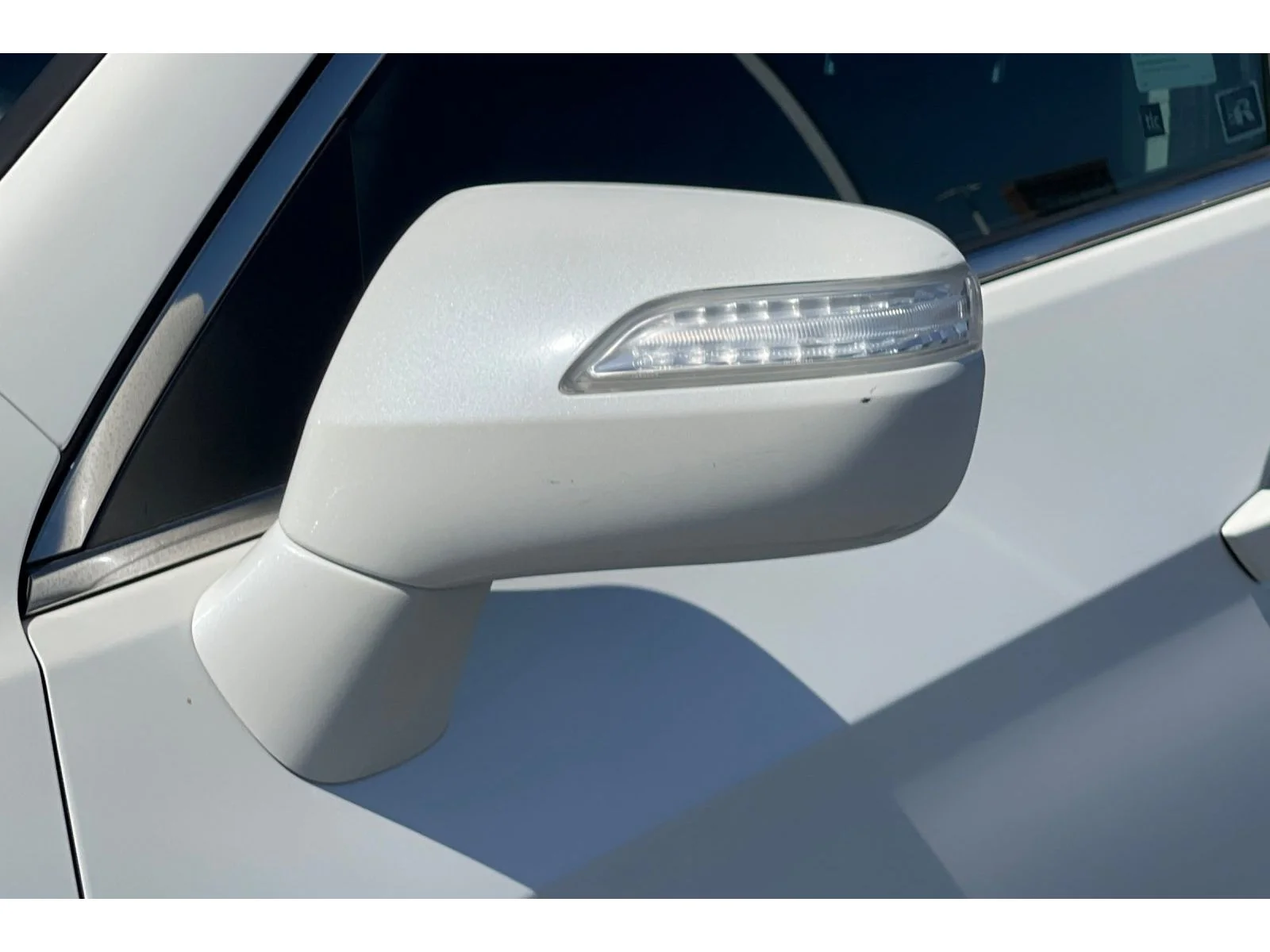 Used 2017 White Diamond Pearl Acura w/AcuraWatch Plus image 54