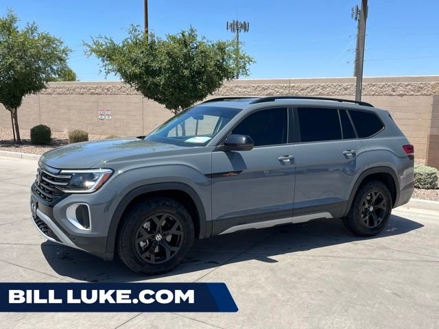 2024 Volkswagen Atlas 2.0T Atlas Peak Edt SE w/Tech 4MOTION's photo