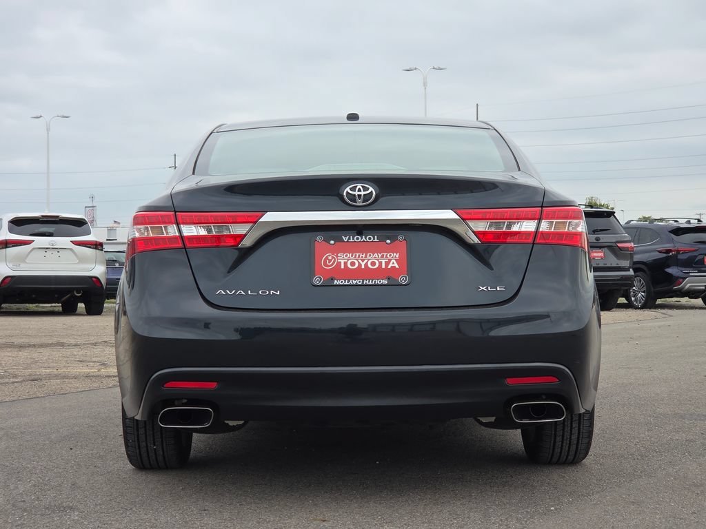 Used 2015 Cosmic Gray Mica Toyota XLE Premium image 23