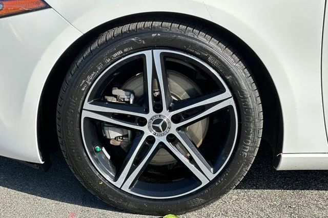Used 2022 White Mercedes-Benz A 220 image 32