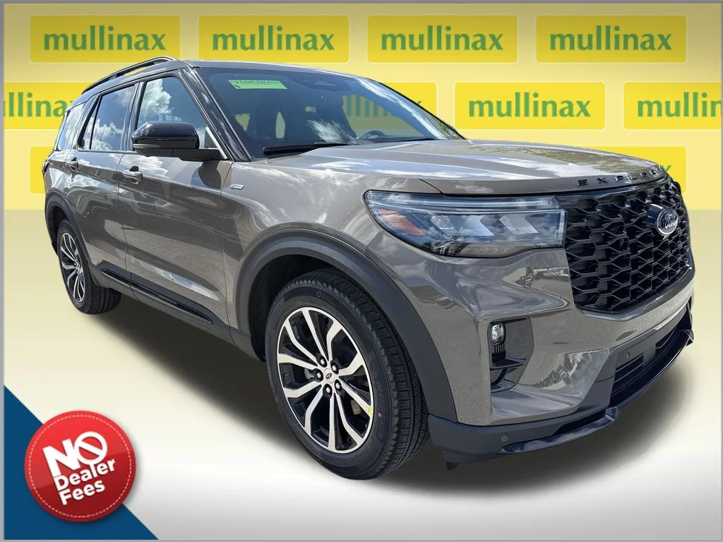 2026 Ford Explorer ST-LINE RWD's photo