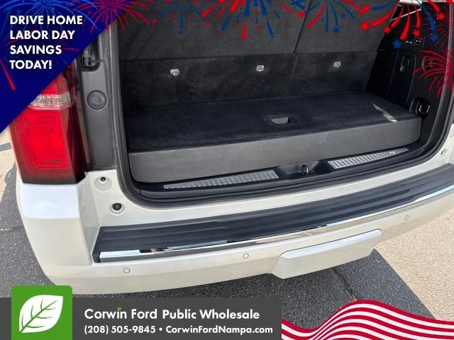 Used 2015 White Diamond Clearcoat Chevrolet  image 30