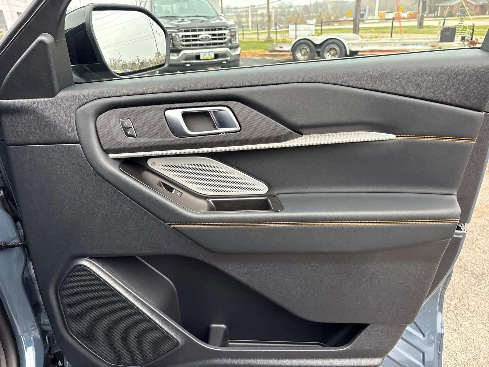 New 2026 Vapor Blue Metallic Ford Tremor® image 20