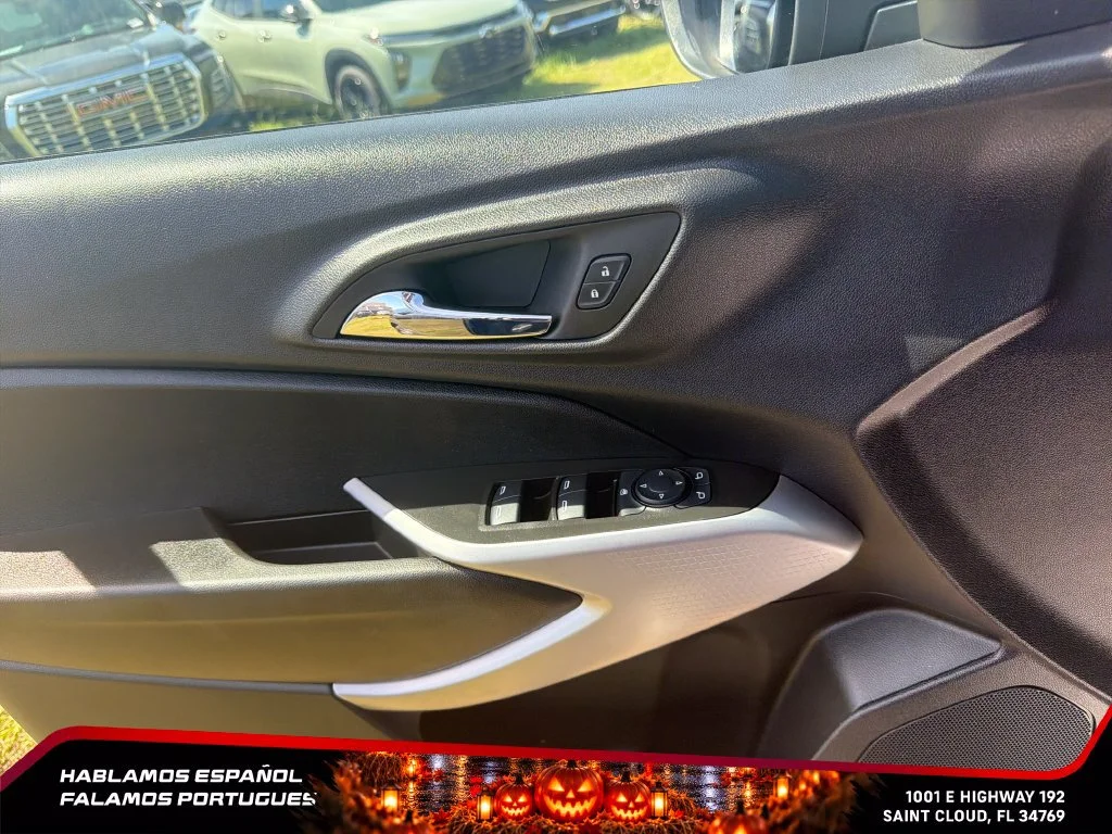 Used 2024 Mosaic Black Metallic Chevrolet 1RS image 13