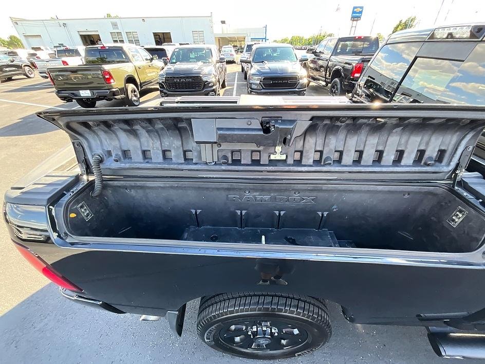 Used 2017 Black Ram SLT image 9