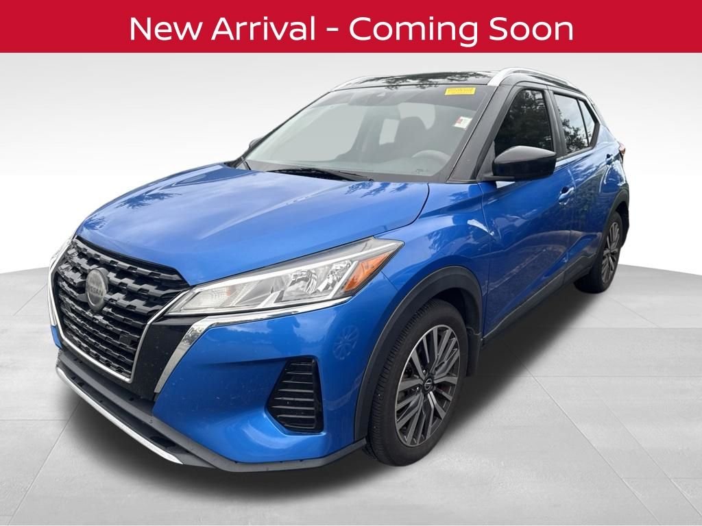 Used 2021 Blue Nissan SV image 1