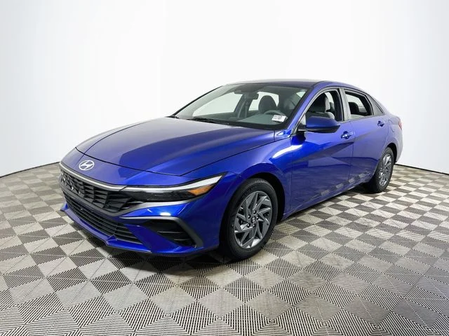 Certified Pre-Owned 2024 Hyundai Elantra SEL