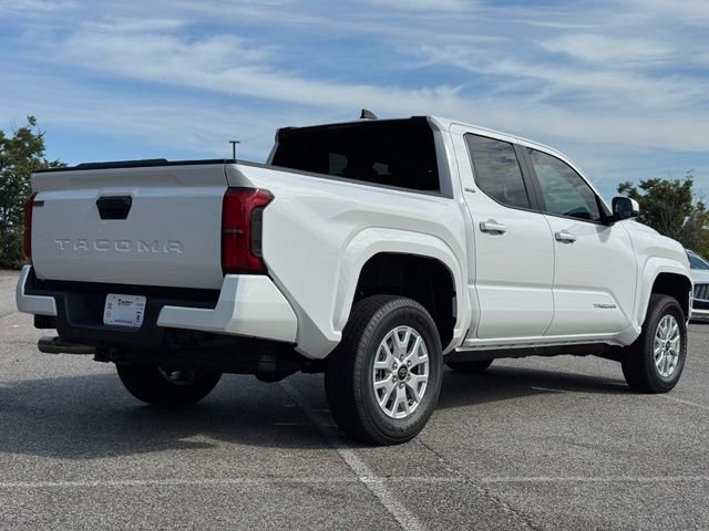 Used 2026 White Toyota SR5 image 9