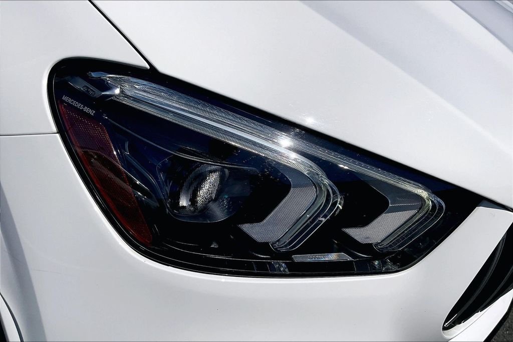 Certified Used 2022 White Mercedes-Benz GLE 53 AMG® image 23