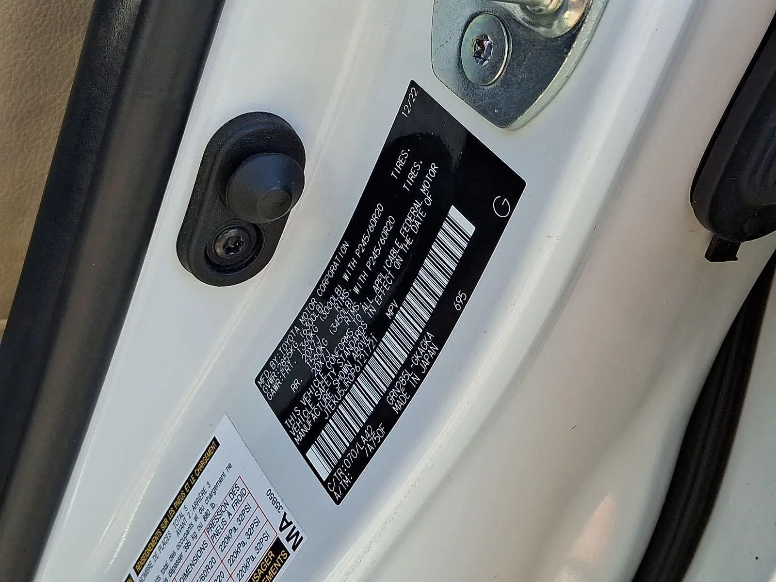 Certified Used 2023 Blizzard Pearl Toyota Limited image 32