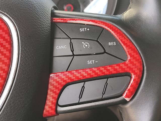 Used 2023 Green Dodge SXT image 19