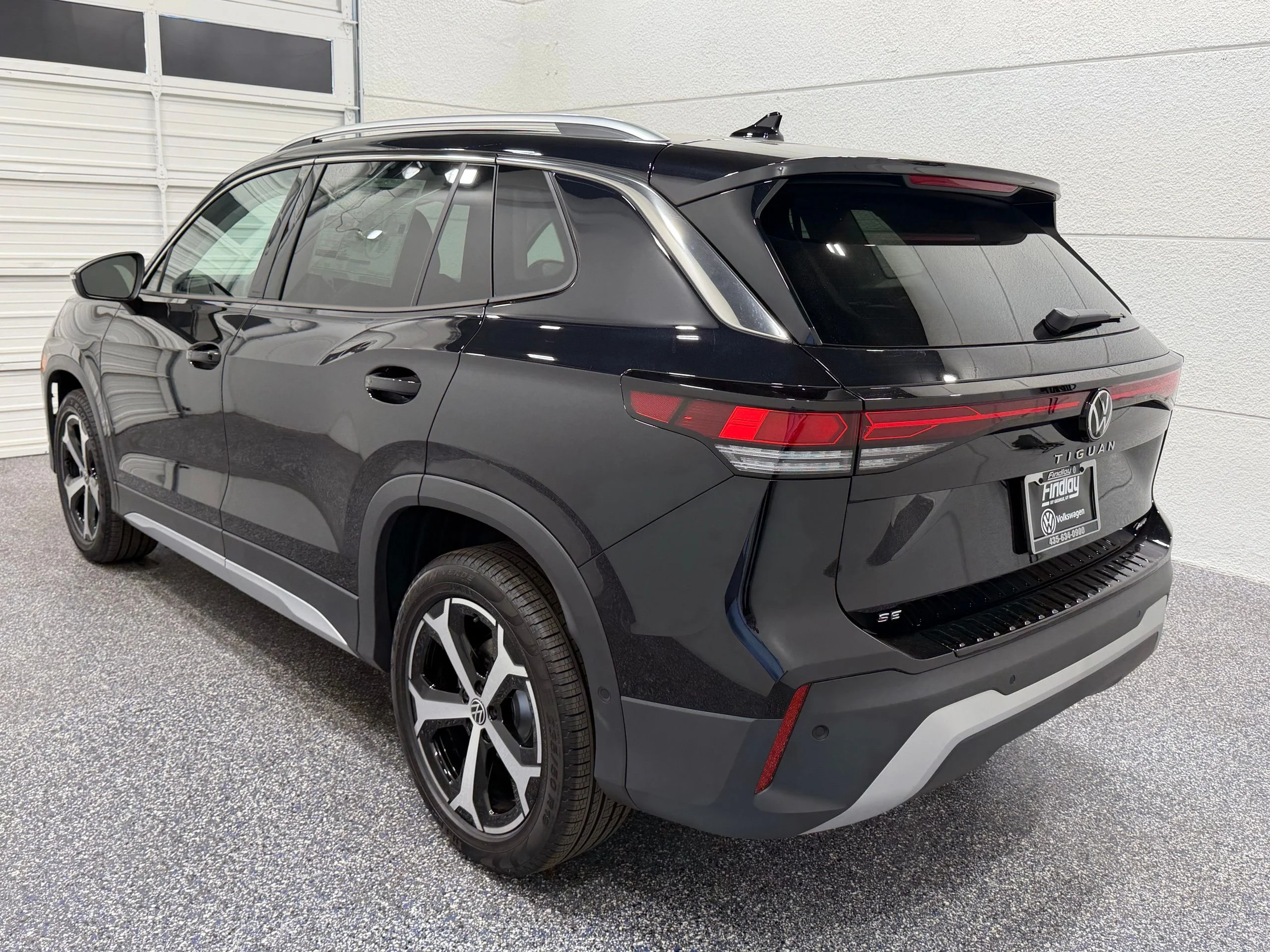 New 2026 Black Volkswagen SE image 4