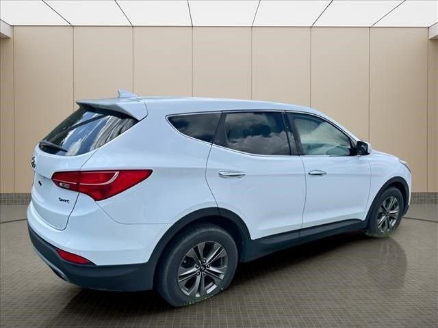 Used 2016 White Hyundai 2.4 Base image 16