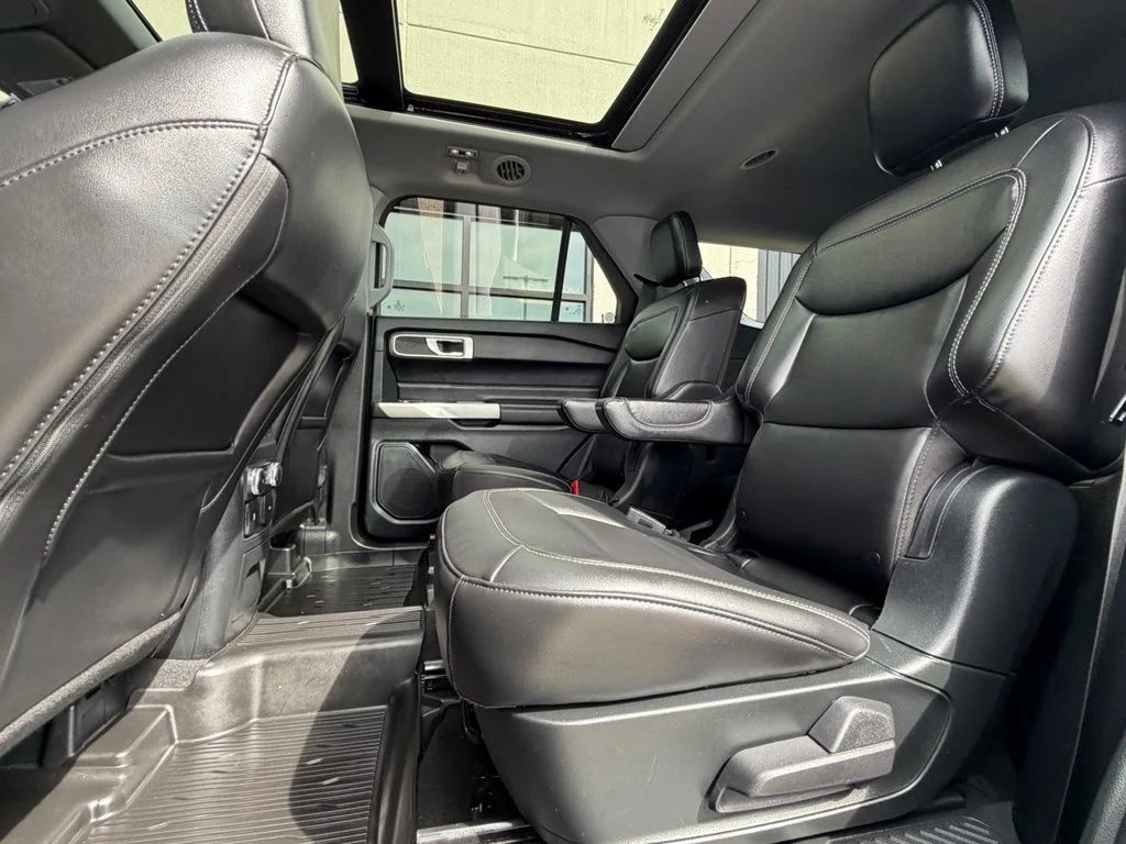 Used 2023 Gray Ford XLT image 21