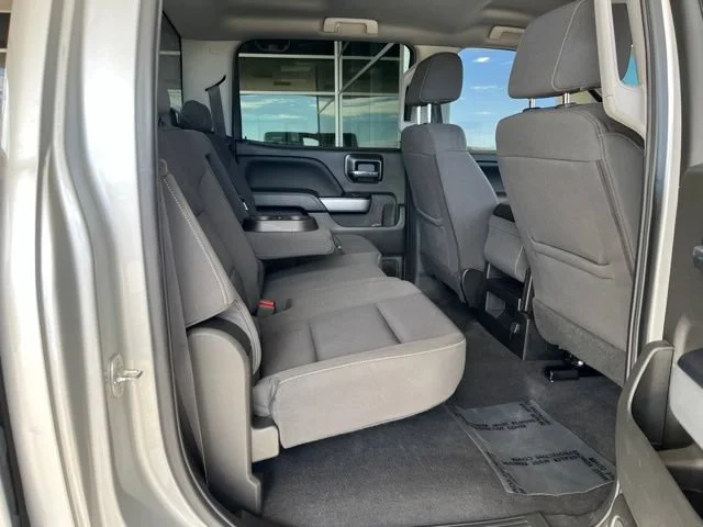 Used 2018 Silver Ice Metallic Chevrolet LT image 45