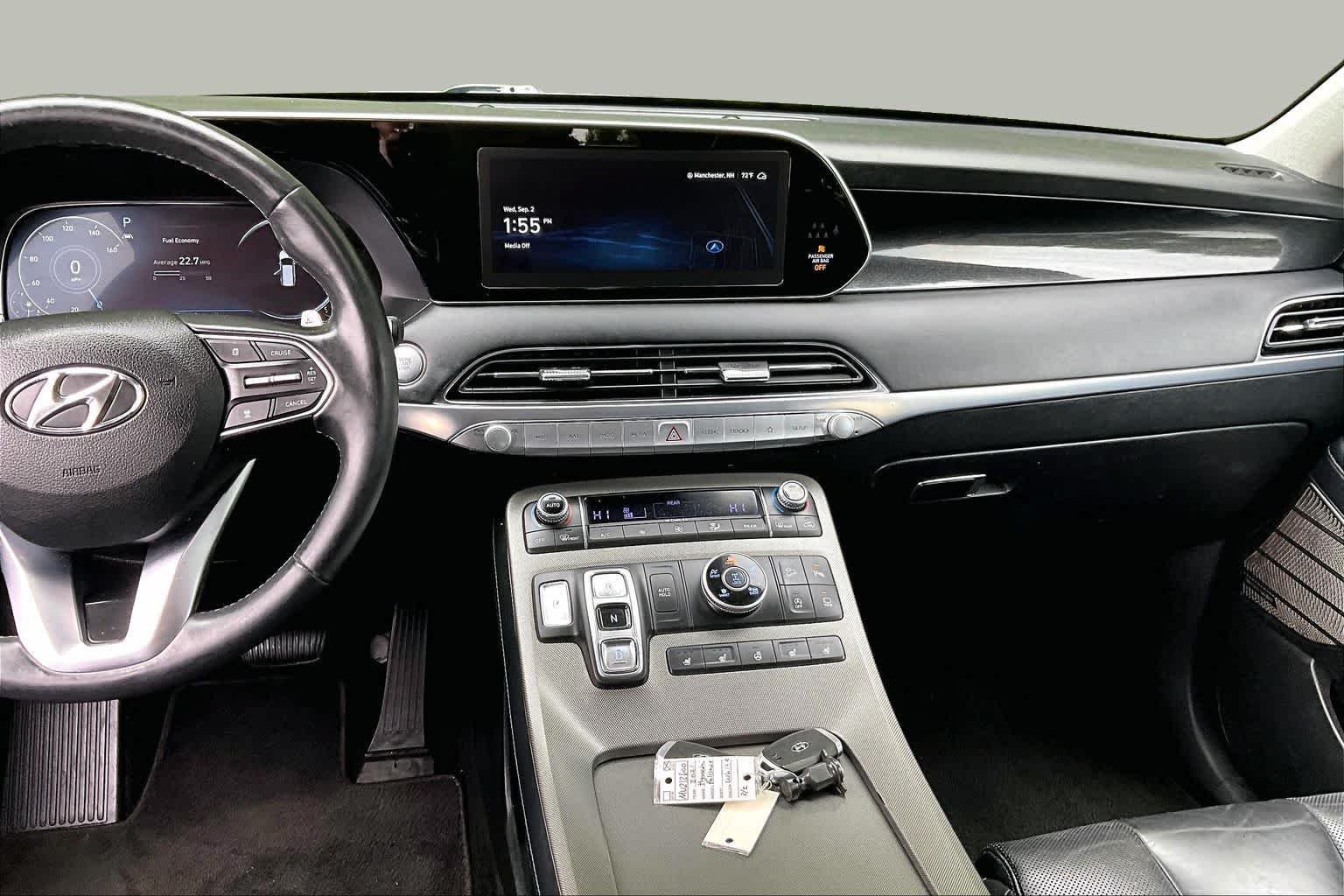 Used 2021 Hyper White Hyundai Limited image 7