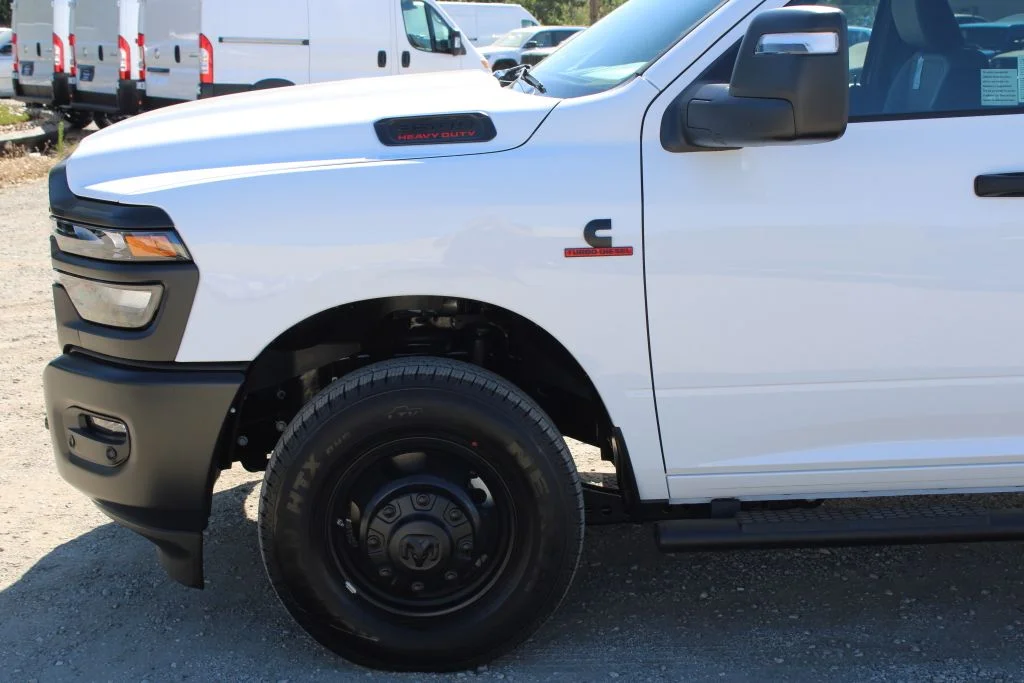New 2026 Bright White Clear-Coat Exterior Paint Ram Tradesman image 7