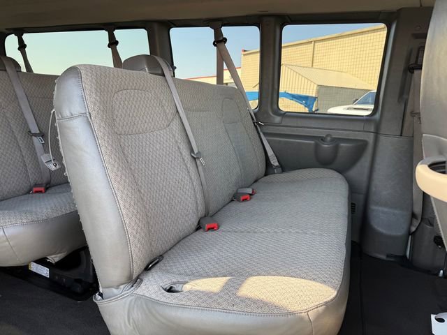 Used 2023 Summit White Chevrolet 1LT image 9
