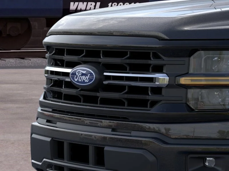 New 2026 Agate Black Metallic Ford XLT image 17