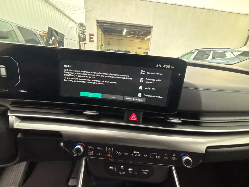 Used 2026  Kia  image 13