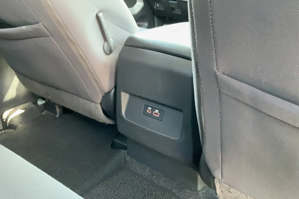 2022 Nissan Frontier SV - Photo 22