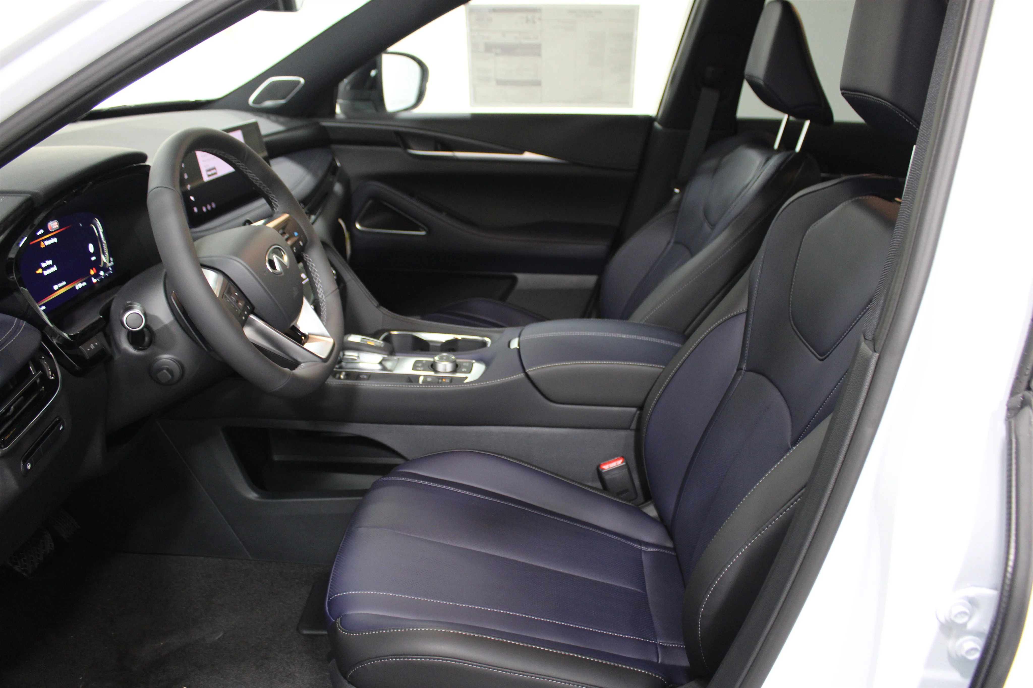 New 2026 RADIANT WHITE INFINITI Sport AWD image 3
