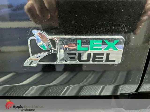Used 2010 Black Ford XLT image 7