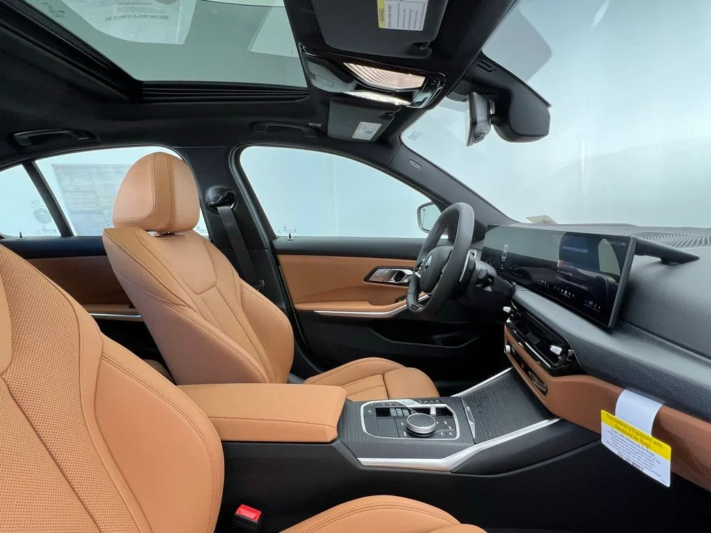 2026 BMW 3 Series 330i - Photo 6