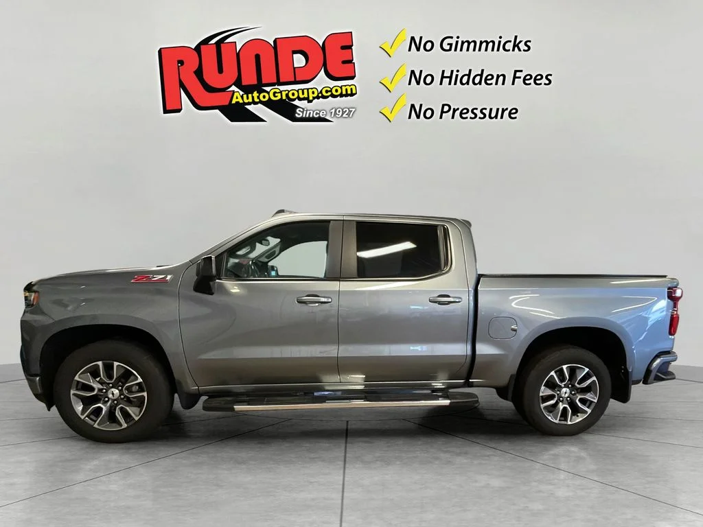 2021 Chevrolet Silverado 1500 RST - Photo 3