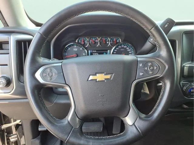 Used 2017 Black Chevrolet LT image 18