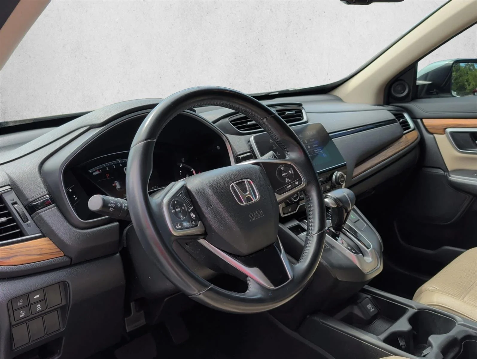 Used 2018 White Honda EX-L image 9