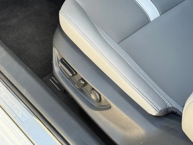 Used 2026 Ice Toyota SE image 14
