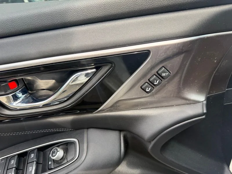 Used 2024 White Subaru Limited image 5