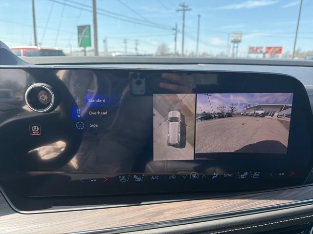2026 Chevrolet Suburban Premier - Photo 27