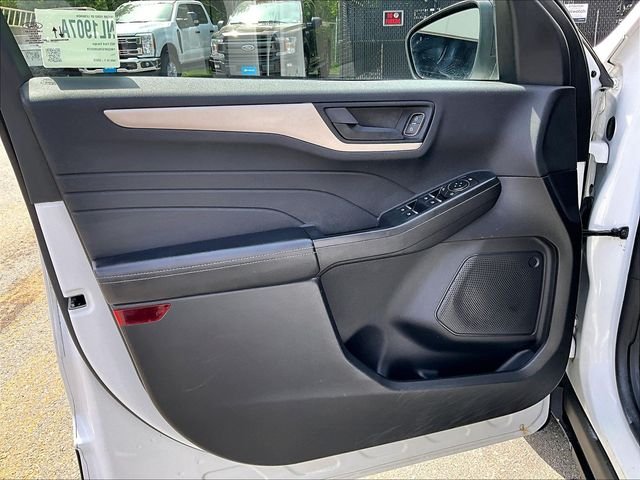 Used 2022 White Ford S image 18