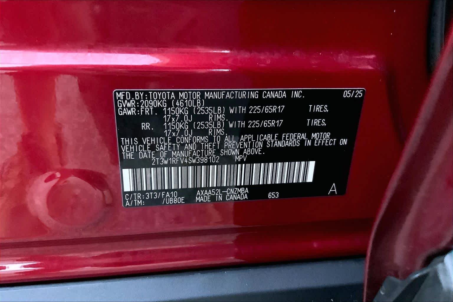 Certified Used 2025 Ruby Flare Pearl Toyota XLE image 31