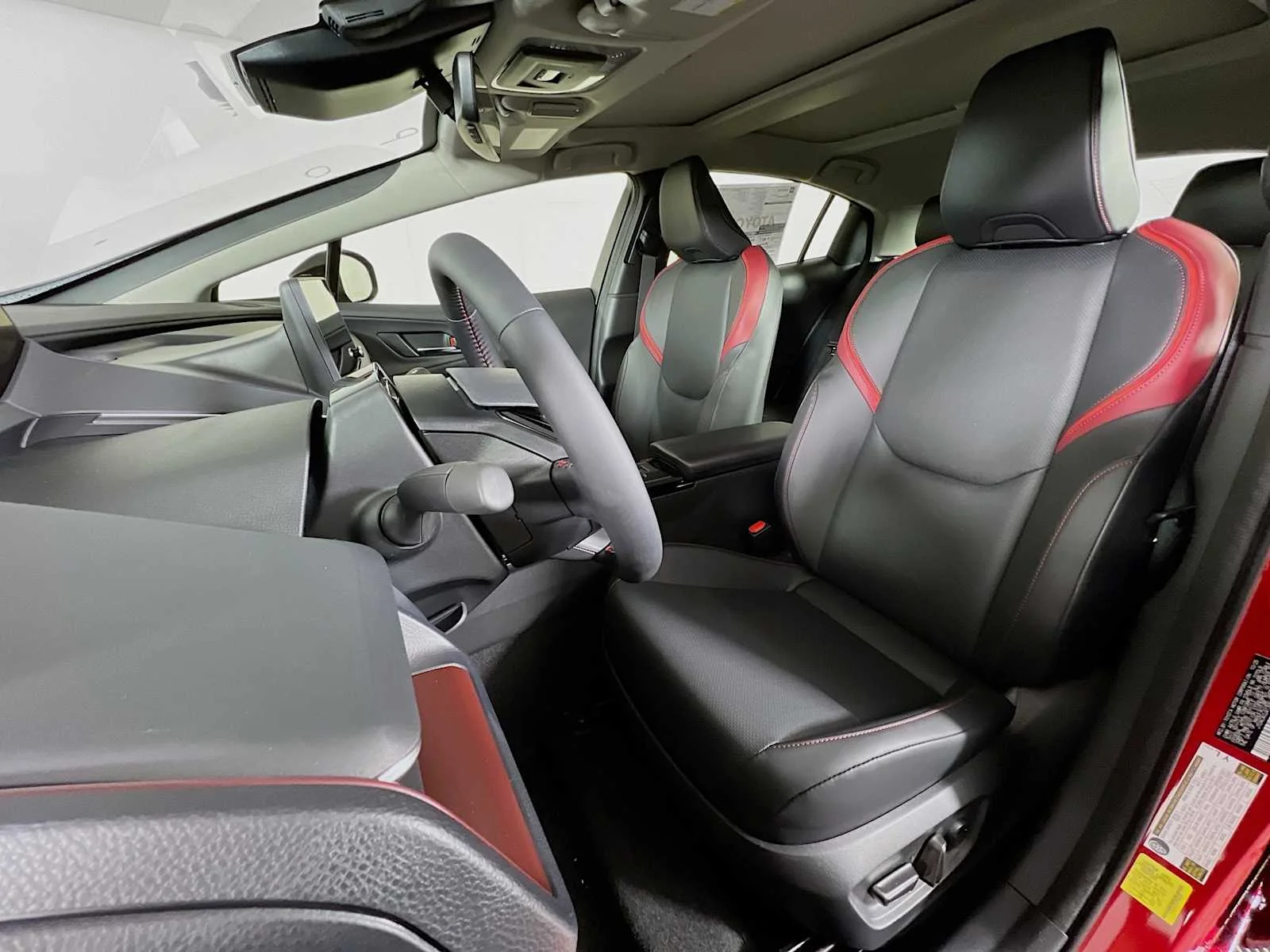 2026 Toyota Prius Plug-In Hybrid — photo 13
