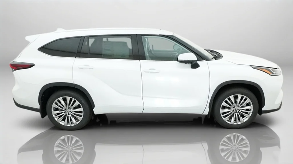 New 2026 Wind Chill Pearl Toyota Platinum image 7
