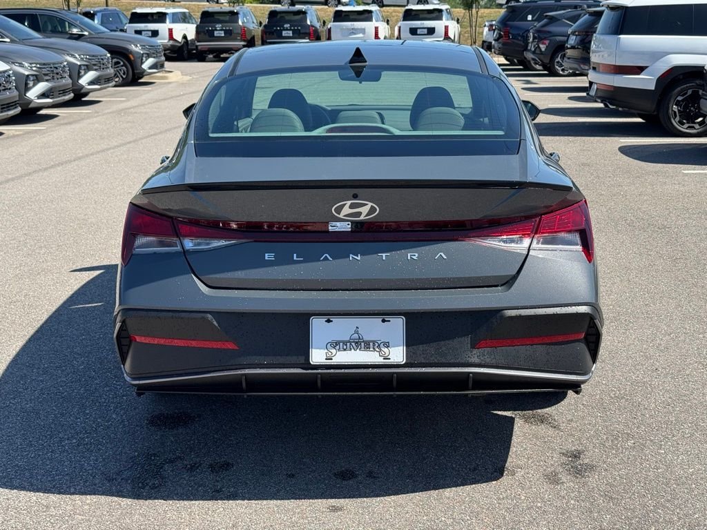 2026 Hyundai Elantra SEL Sport - Photo 10