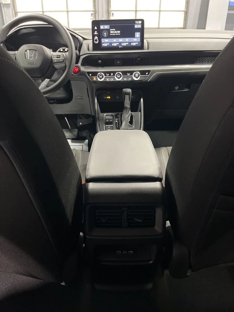 Used 2026 Platinum White Pearl Honda EX image 29