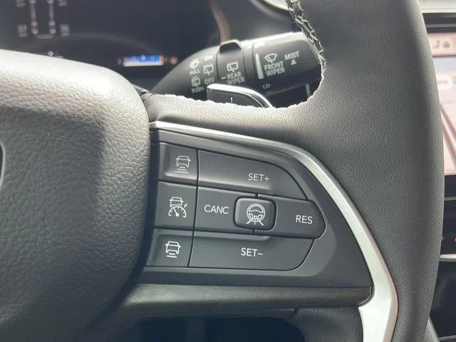 New 2026 White/off-white Jeep Limited image 31