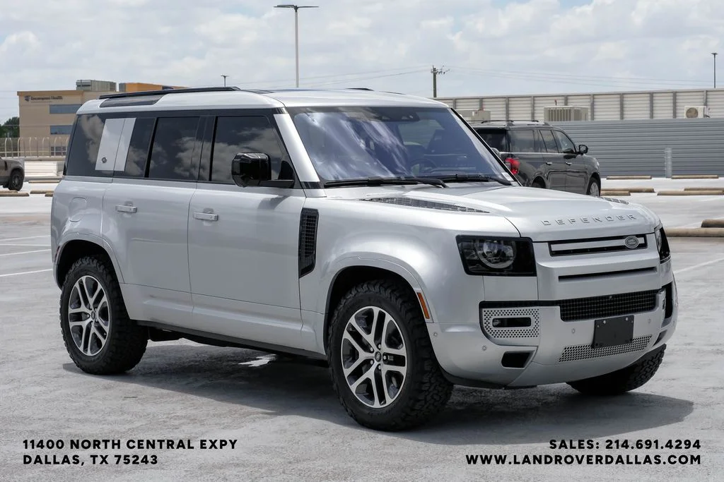 Used 2022 Hakuba Silver Metallic Land Rover XS Edition image 6
