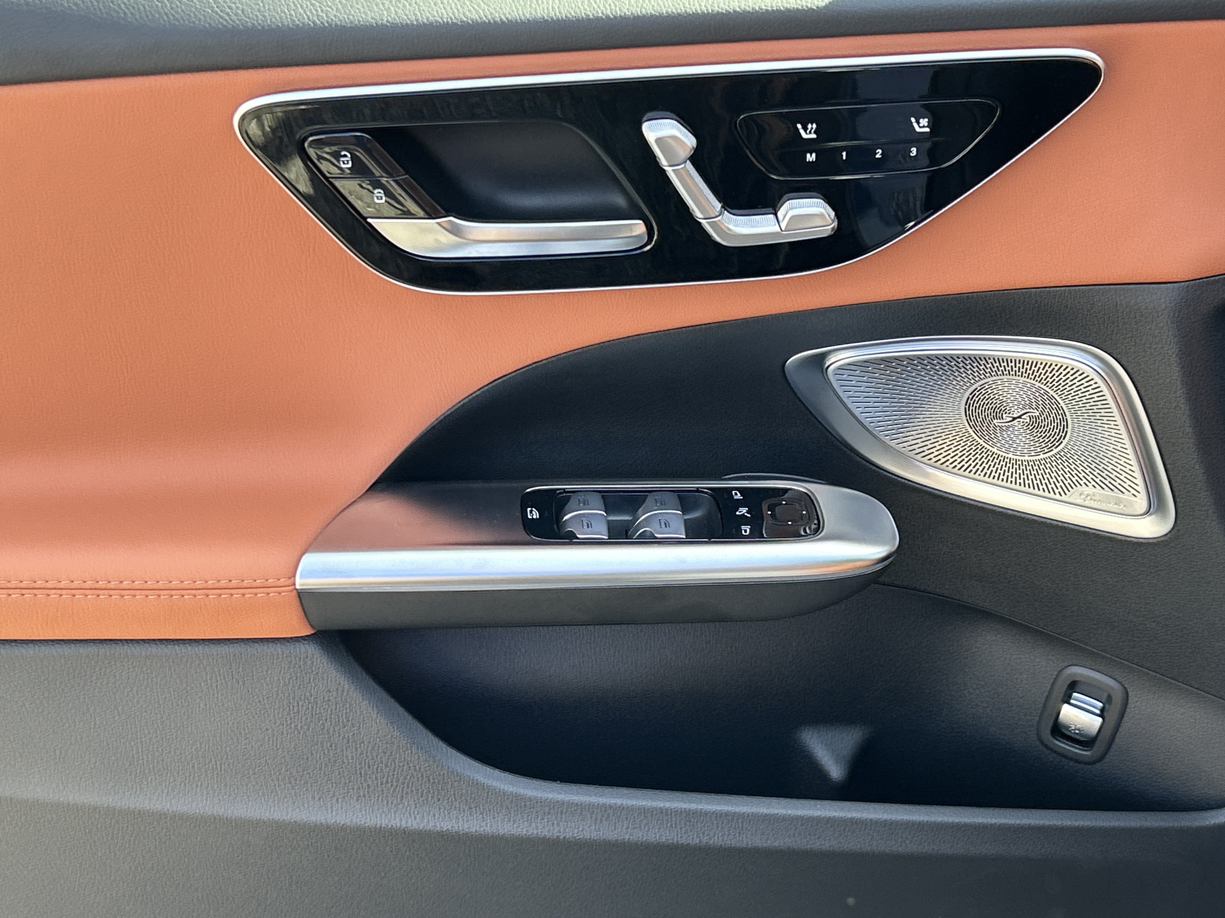 New 2026 Twilight Blue Metallic Mercedes-Benz C 300 4MATIC® Sedan image 19