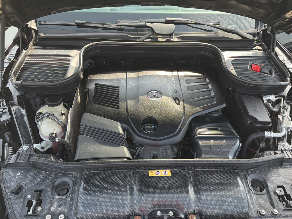 Used 2022 Black Mercedes-Benz GLS 450 image 23