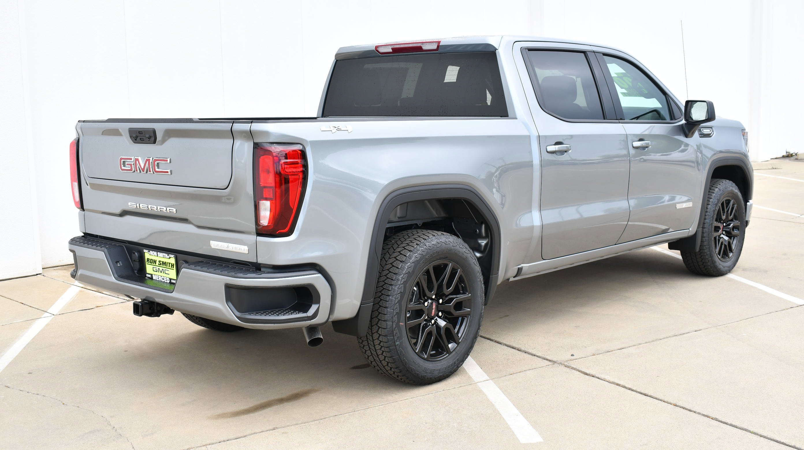 Used 2026 Sterling Metallic GMC Elevation image 6
