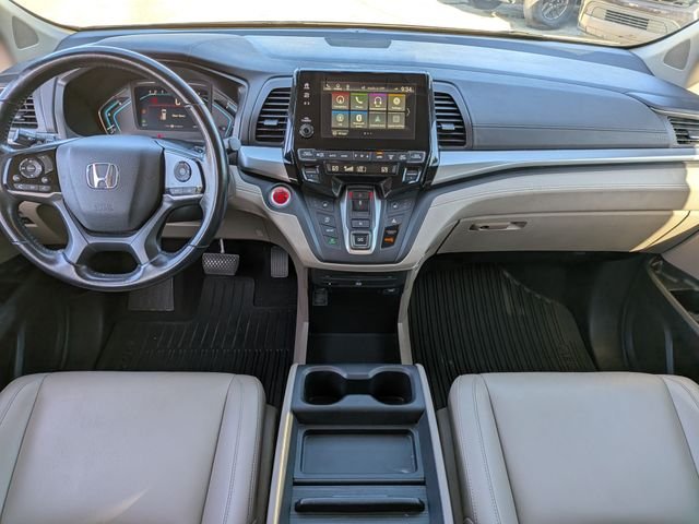 Used 2018 White Honda Touring image 19