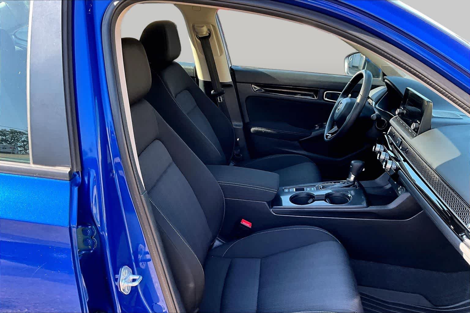 Certified Used 2022 Aegean Blue Metallic Honda EX image 12